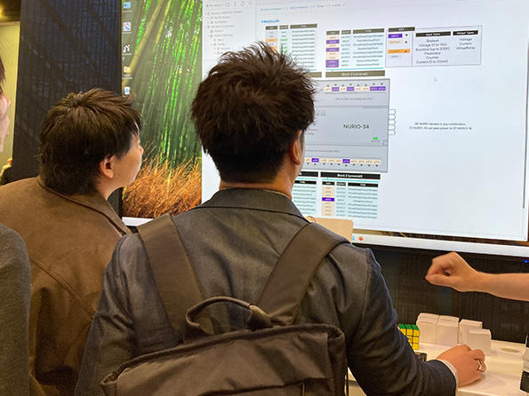 新しいWORKBENCHにわくわくするエンジニアたち