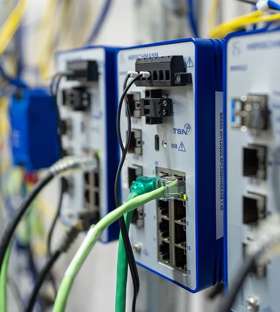 産業用ネットワーク機器